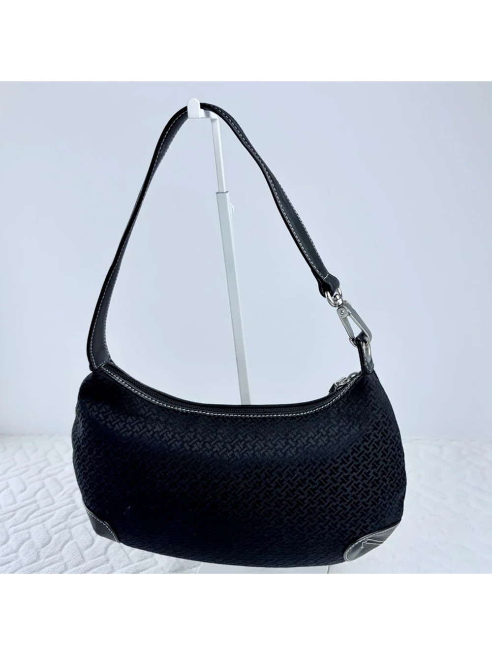 Vintage Y2K era Talbots Black Jacquard Hobo Shoulder Bag w Contrast Stitching.
